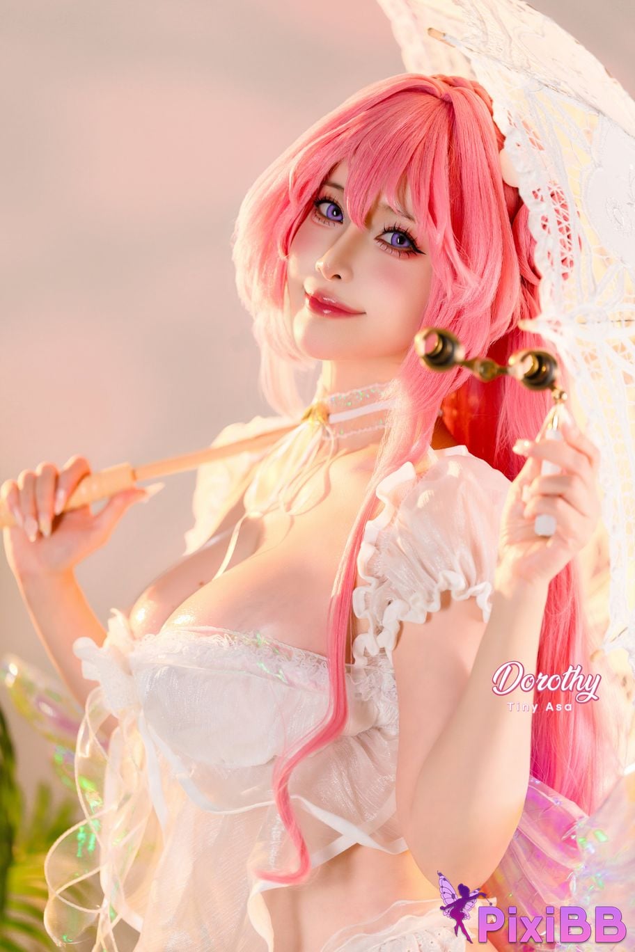 Cosplayer Tiny Asa Dorothy NIKKE PixiBB.COM 029
