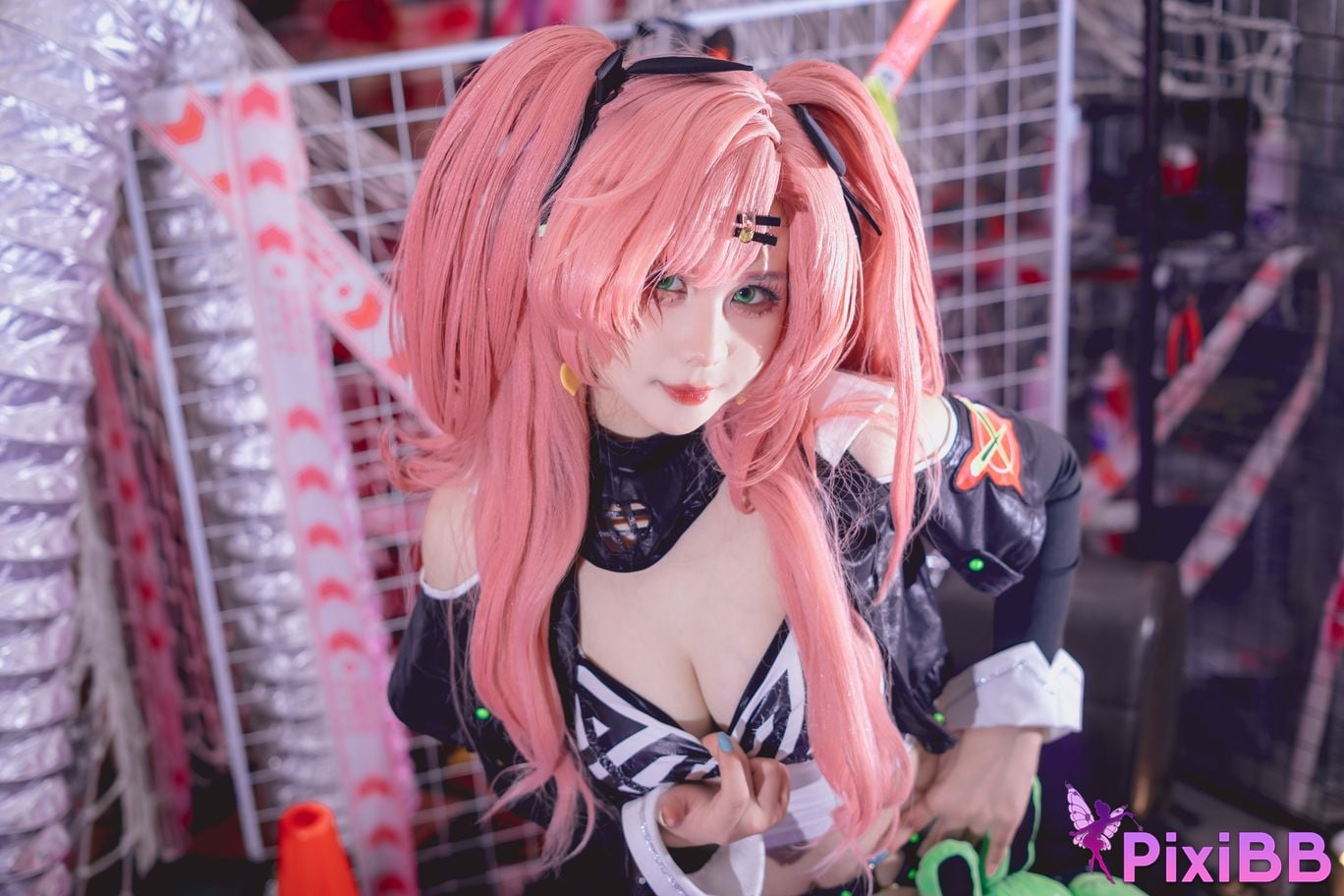 Coser Pyon Nicole Demara PixiBB.COM 004