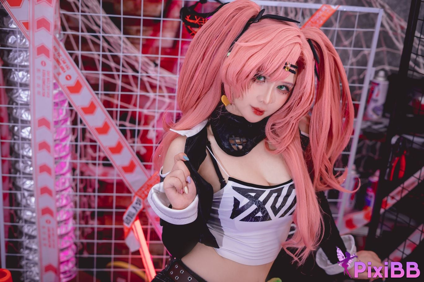 Coser Pyon Nicole Demara PixiBB.COM 011