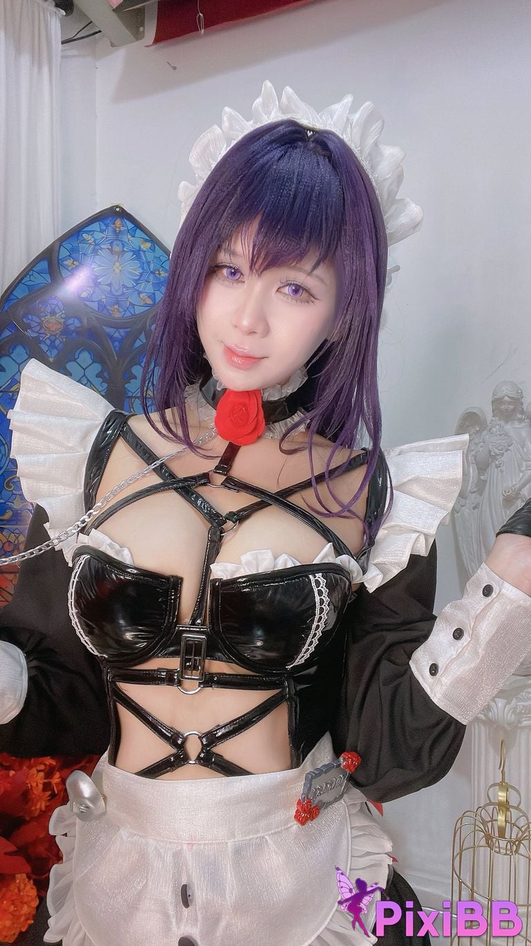 Cosplayer Pyon Mihara Memorial Cafe Nikke PixiBB.COM 040