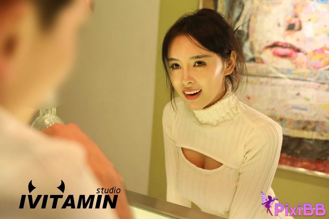 Private Photoshoot Menger the girl in bar Story with bartender PixiBB.COM 001