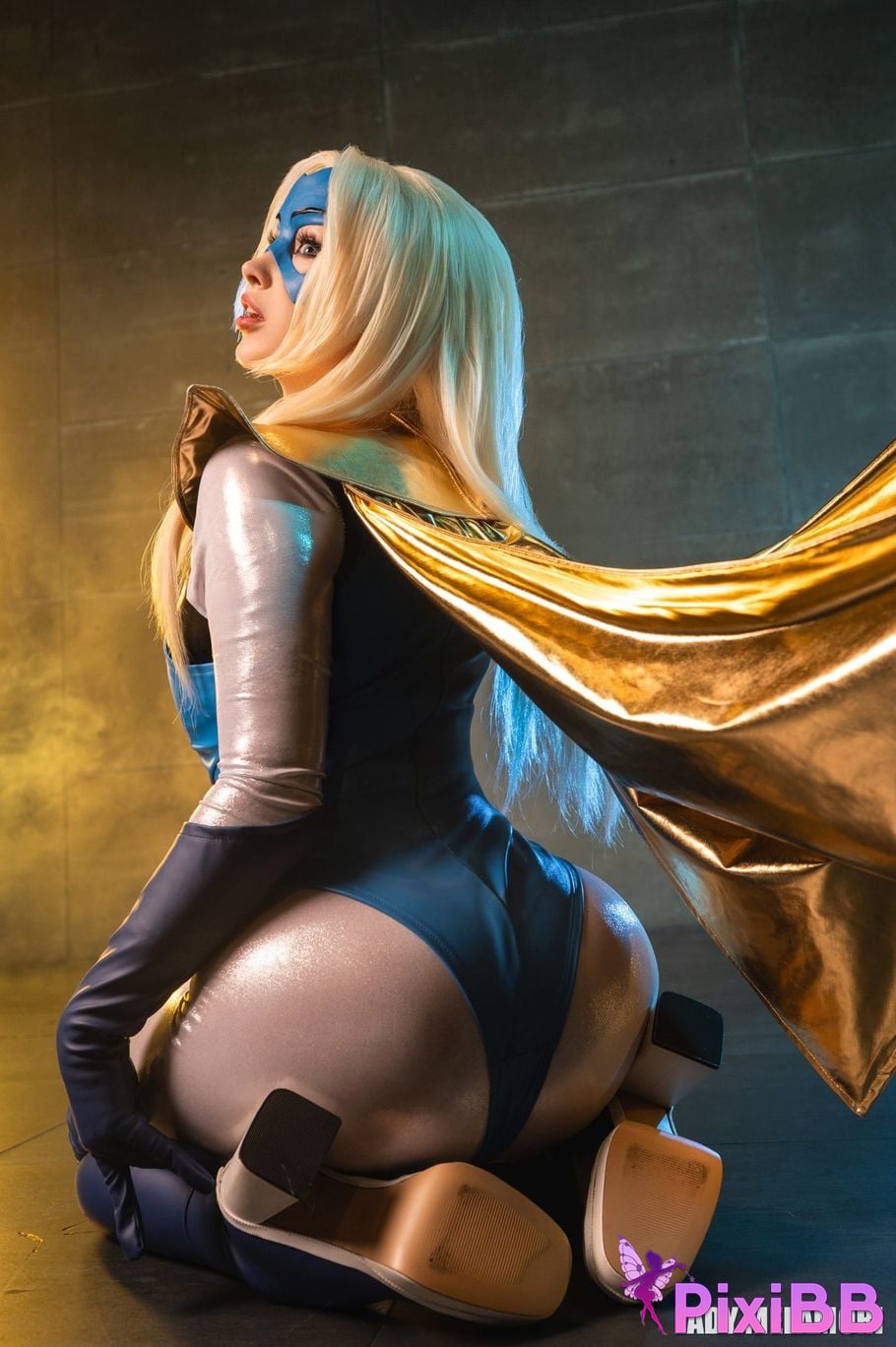 Lady Melamori Blonde Blazer PixiBB.COM 1