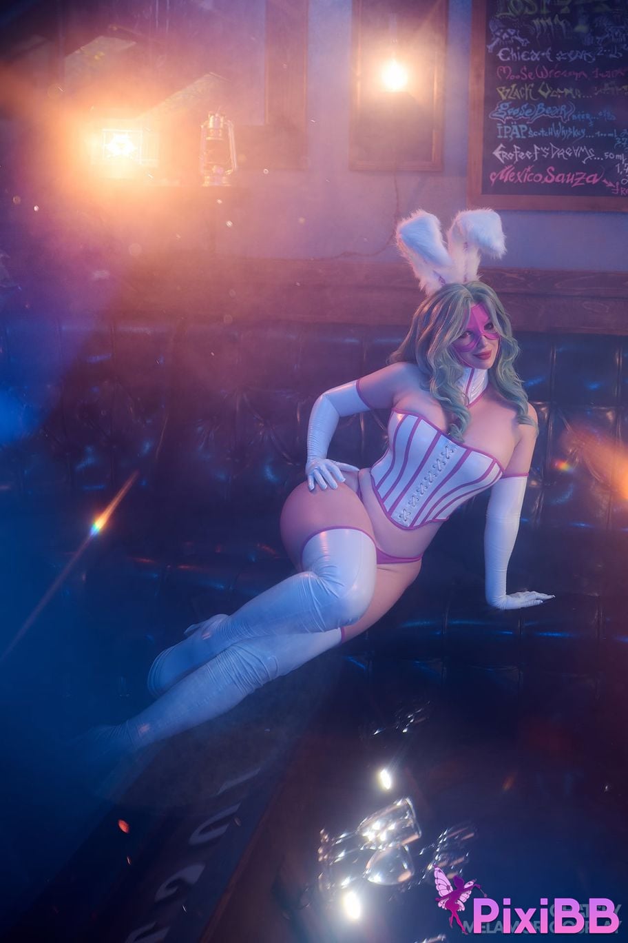 Lady Melamori White Rabbit (Batman) PixiBB.COM 25