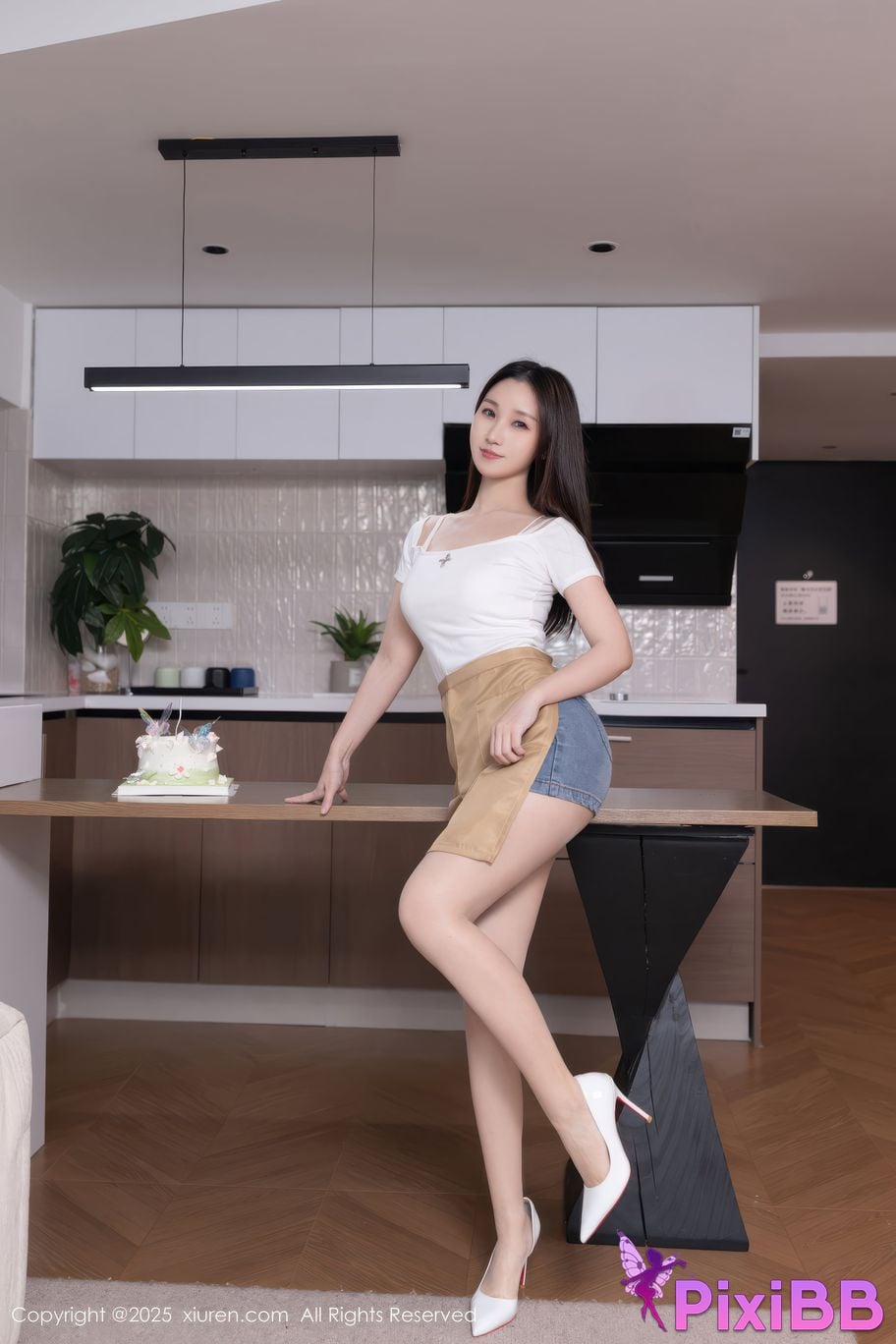 XIUREN No.10925 apricot Yada PixiBB.COM 002