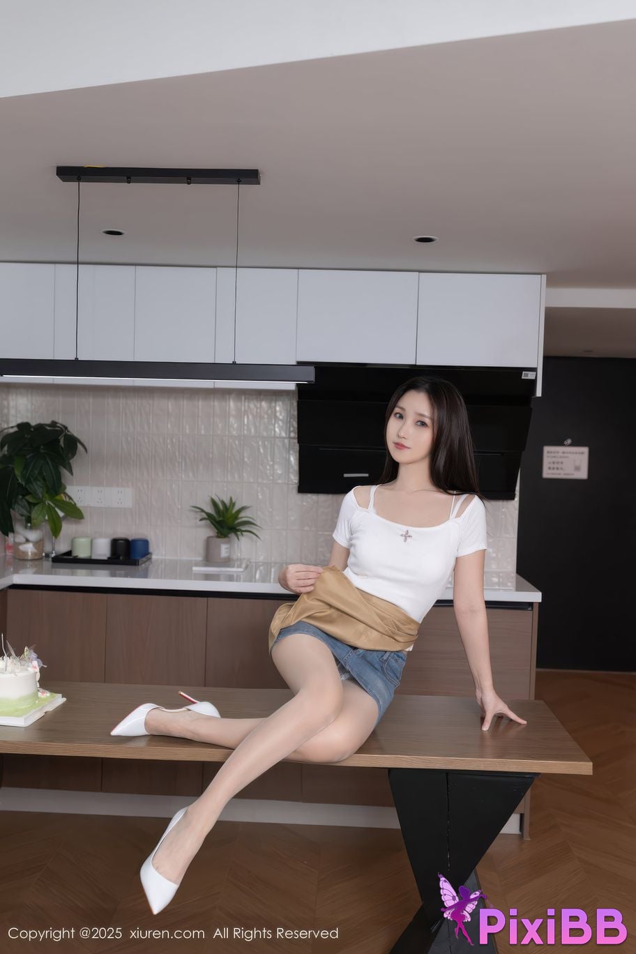 XIUREN No.10925 apricot Yada PixiBB.COM 018