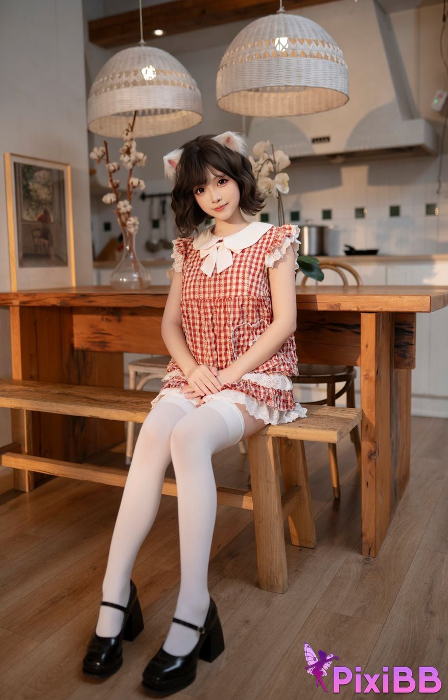 Cosplayer Bangni Bonnie cabin meow PixiBB.COM 001
