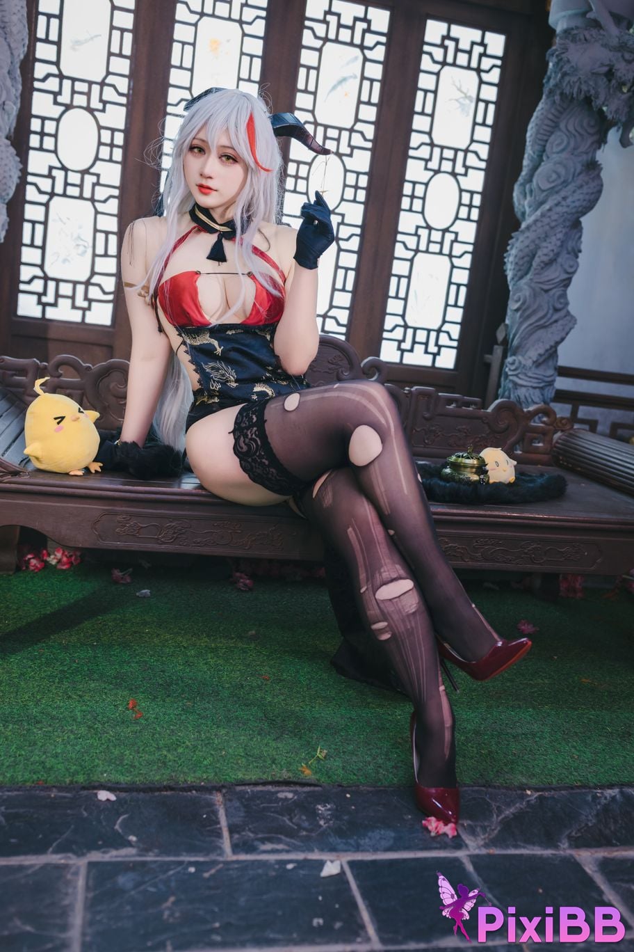 Cosplayer Zyra autumn azur lane Egil PixiBB.COM 054