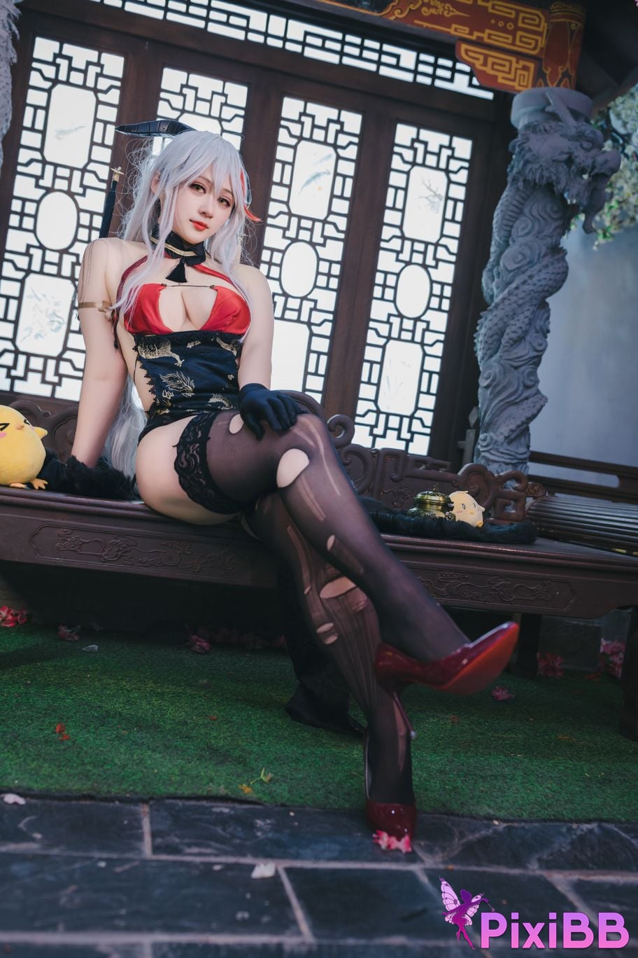 Cosplayer Zyra autumn azur lane Egil PixiBB.COM 056