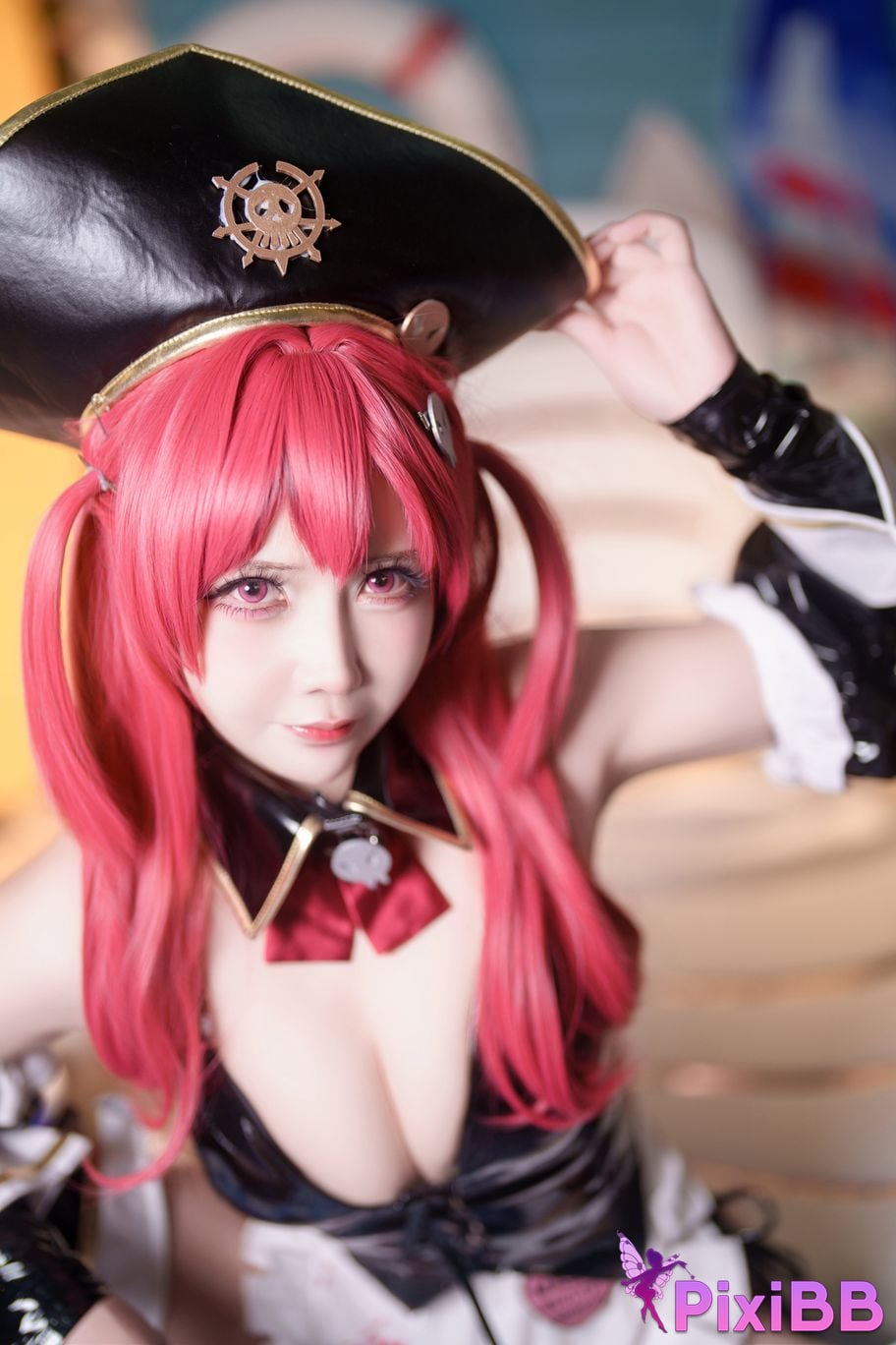 Cosplayer Take Mozi away aa Nikke goddess of victory Mihara PixiBB.COM 010