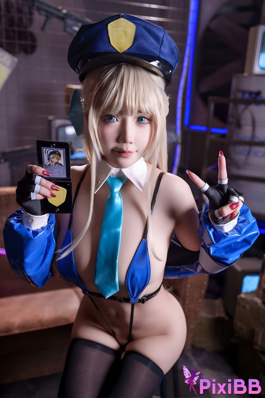 Cosplay takes Mo Zi aa Flying Bird Horse PixiBB.COM 033