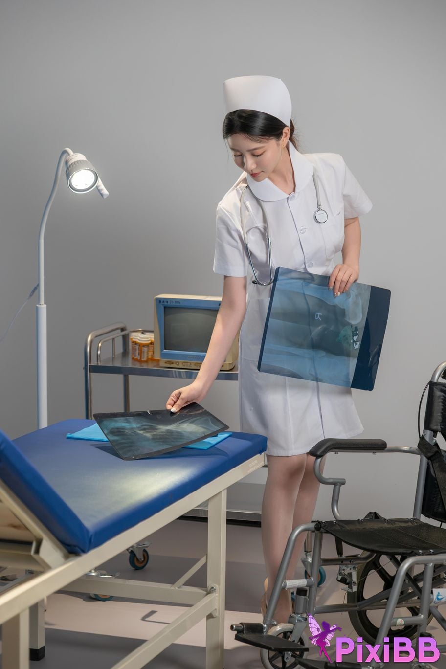 Cosplayer every year Nnian Head nurses secret PixiBB.COM 034