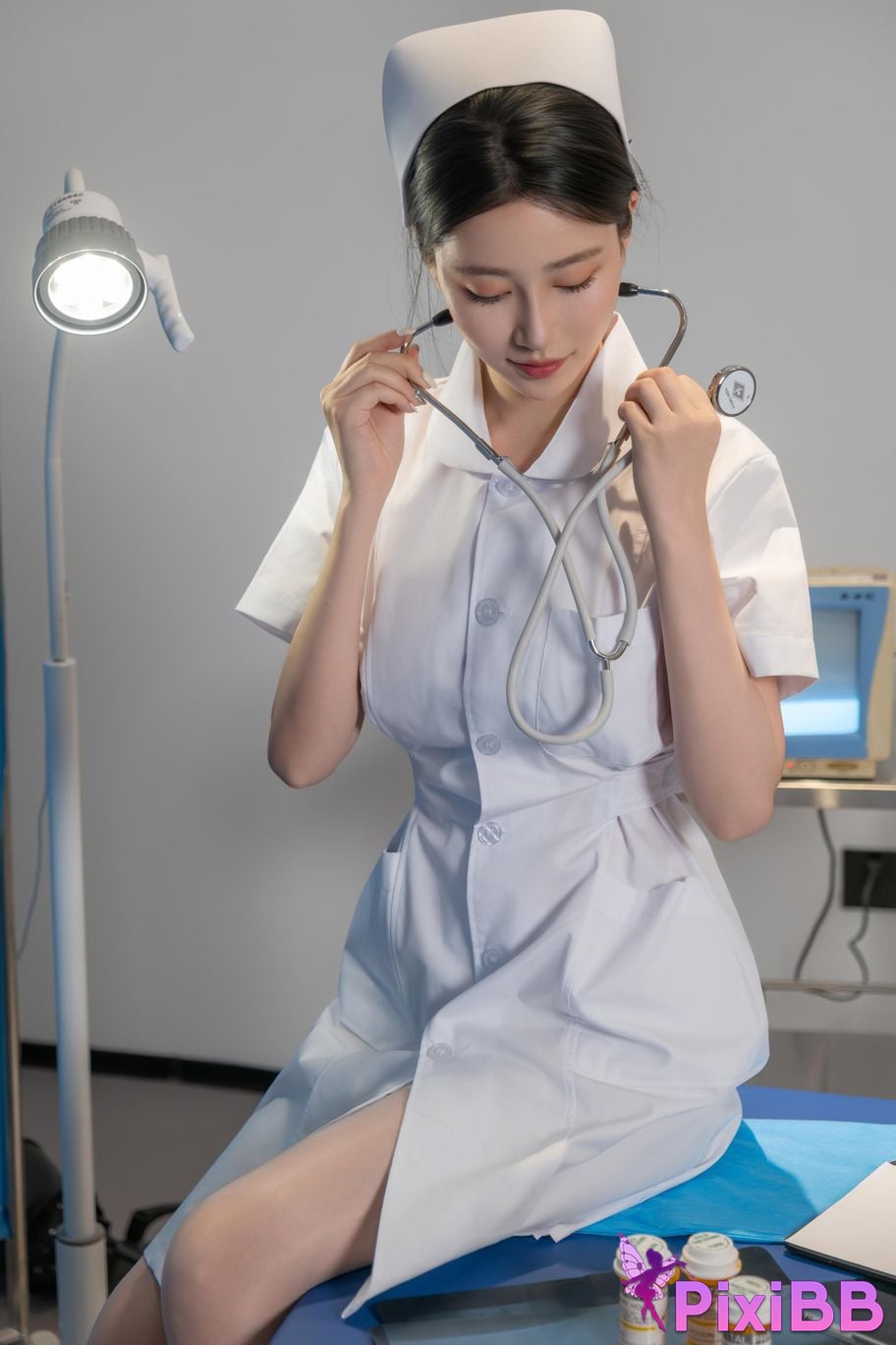 Cosplayer every year Nnian Head nurses secret PixiBB.COM 067