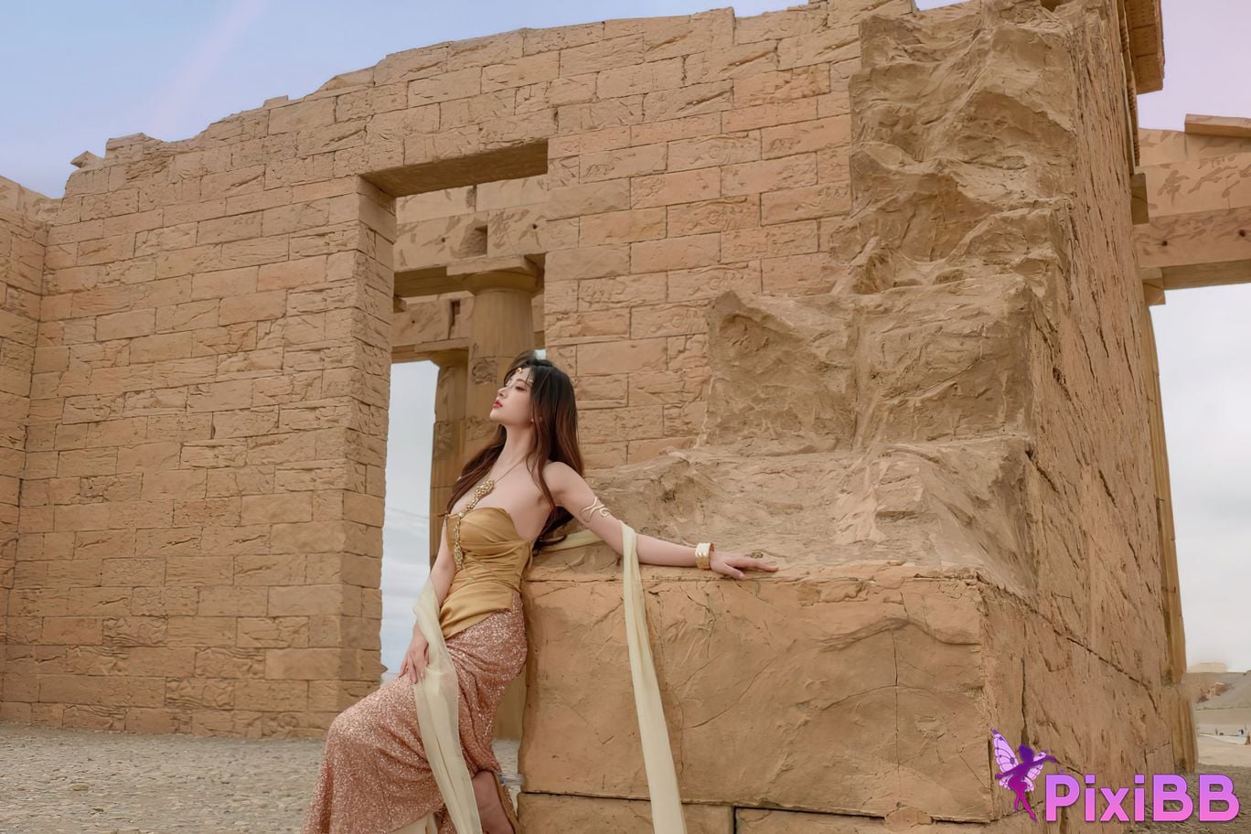 Cosplay Nnian Sacred Ruins PixiBB.COM 008