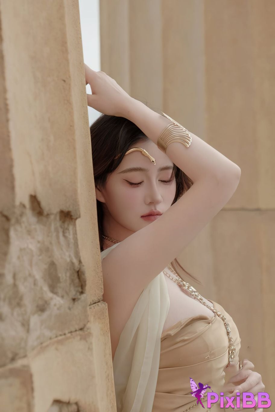 Cosplay Nnian Sacred Ruins PixiBB.COM 011