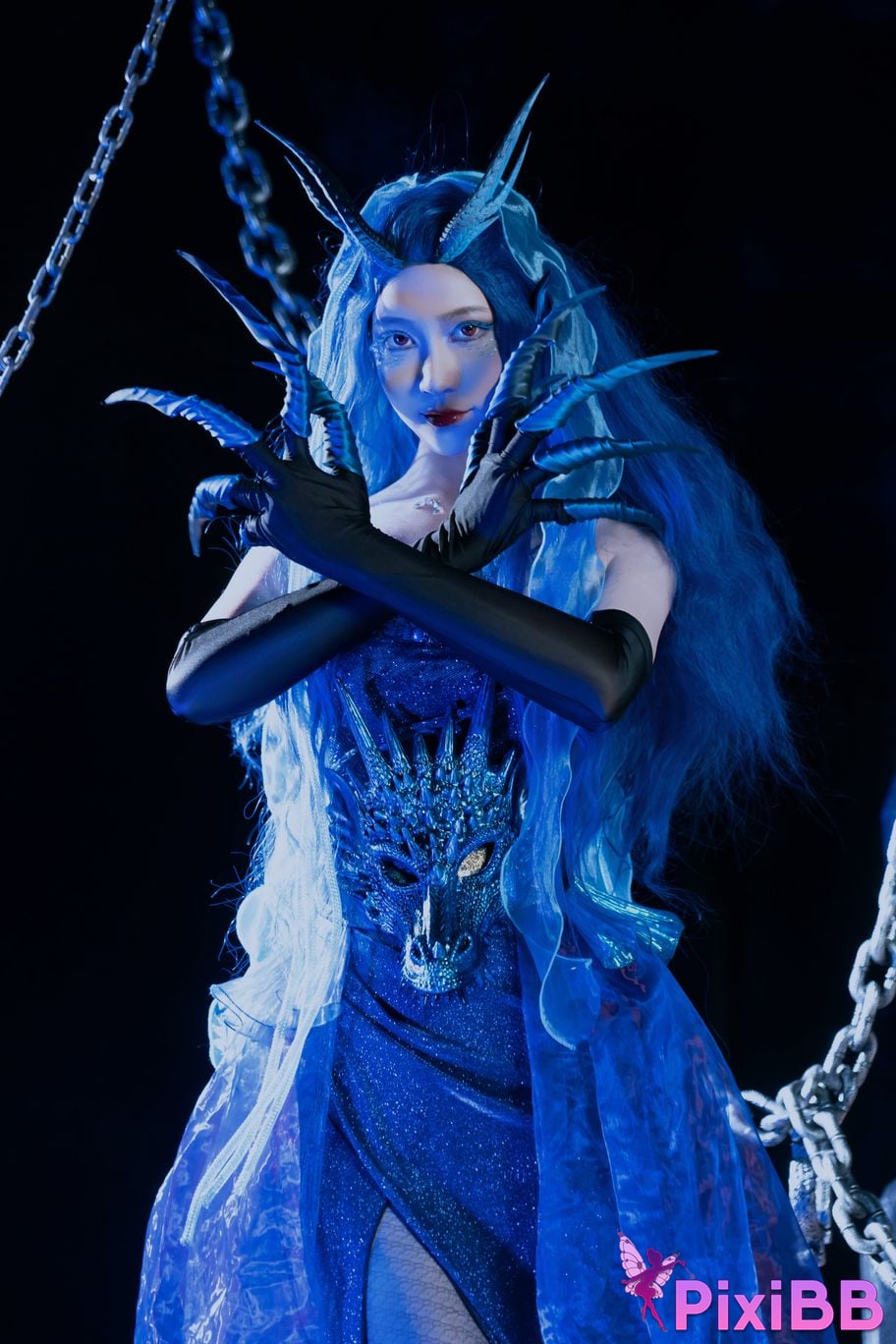 Coser Nnian PixiBB.COM 001