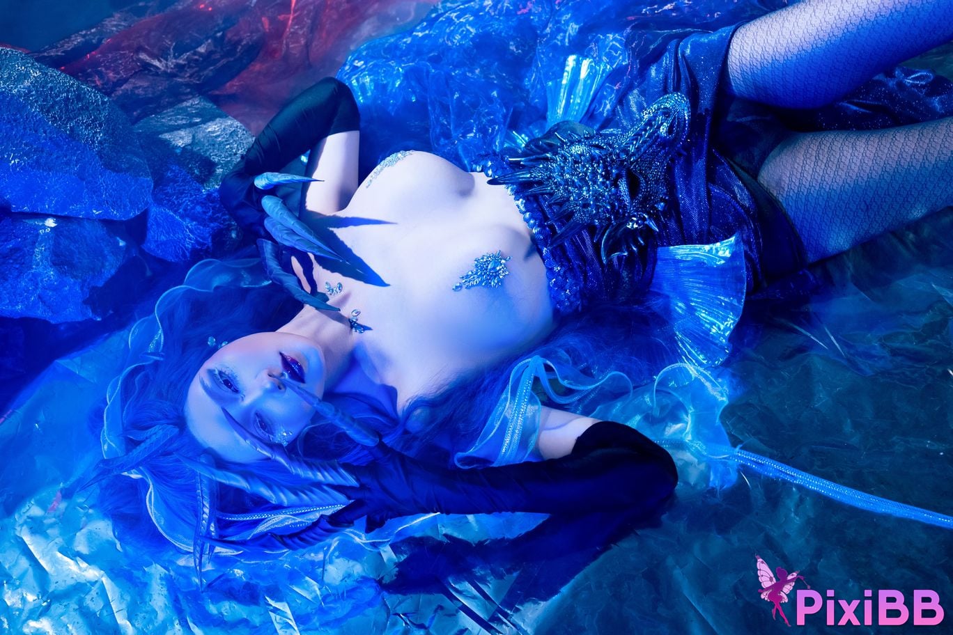 Coser Nnian PixiBB.COM 063