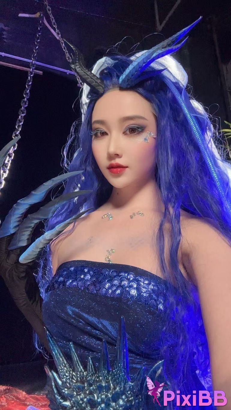 Coser Nnian PixiBB.COM 093