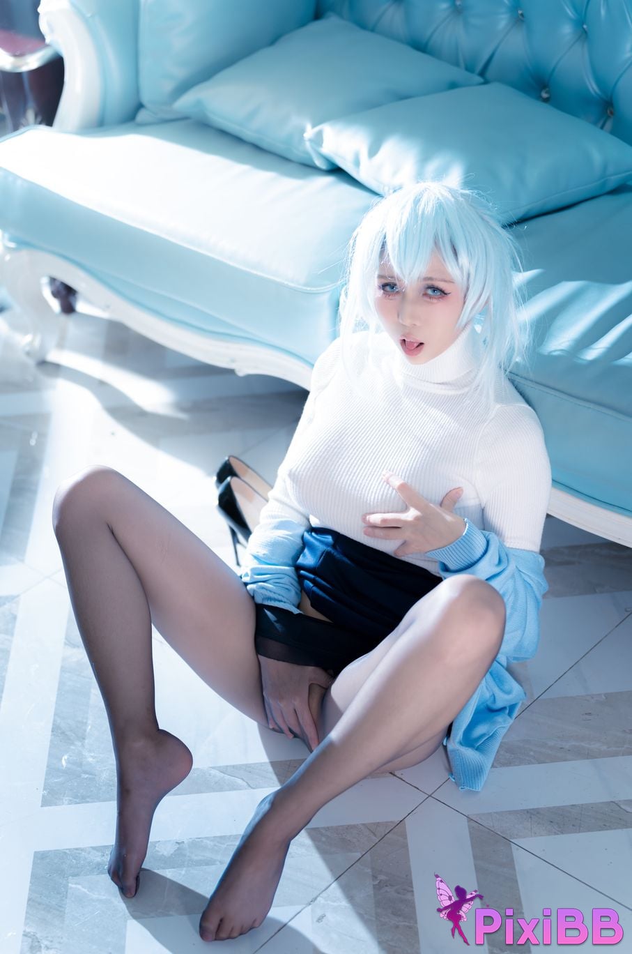 Cosplayer Pear Uesugi snow girl PixiBB.COM 044