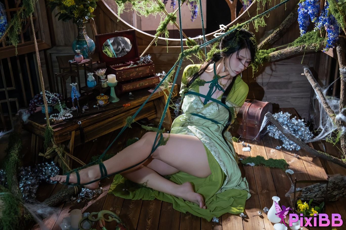 Cosplayer Yunxixi Yunx1x1 Milk peach moss bound PixiBB.COM 002