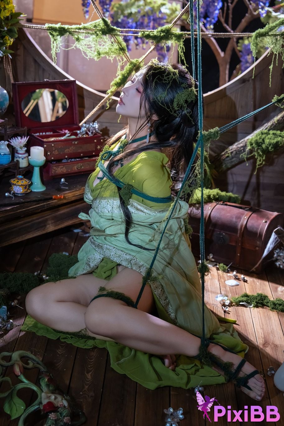 Cosplayer Yunxixi Yunx1x1 Milk peach moss bound PixiBB.COM 007