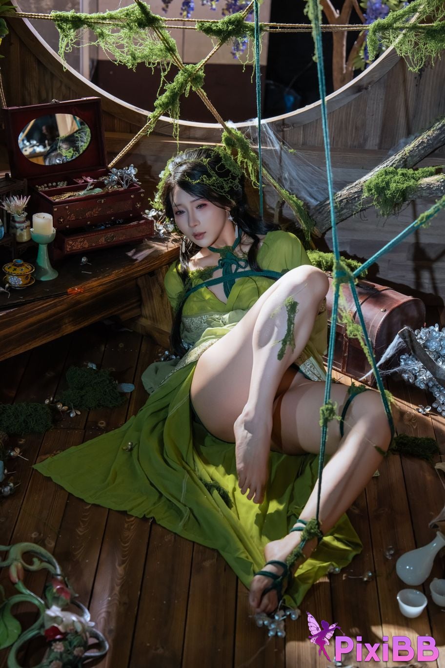 Cosplayer Yunxixi Yunx1x1 Milk peach moss bound PixiBB.COM 018