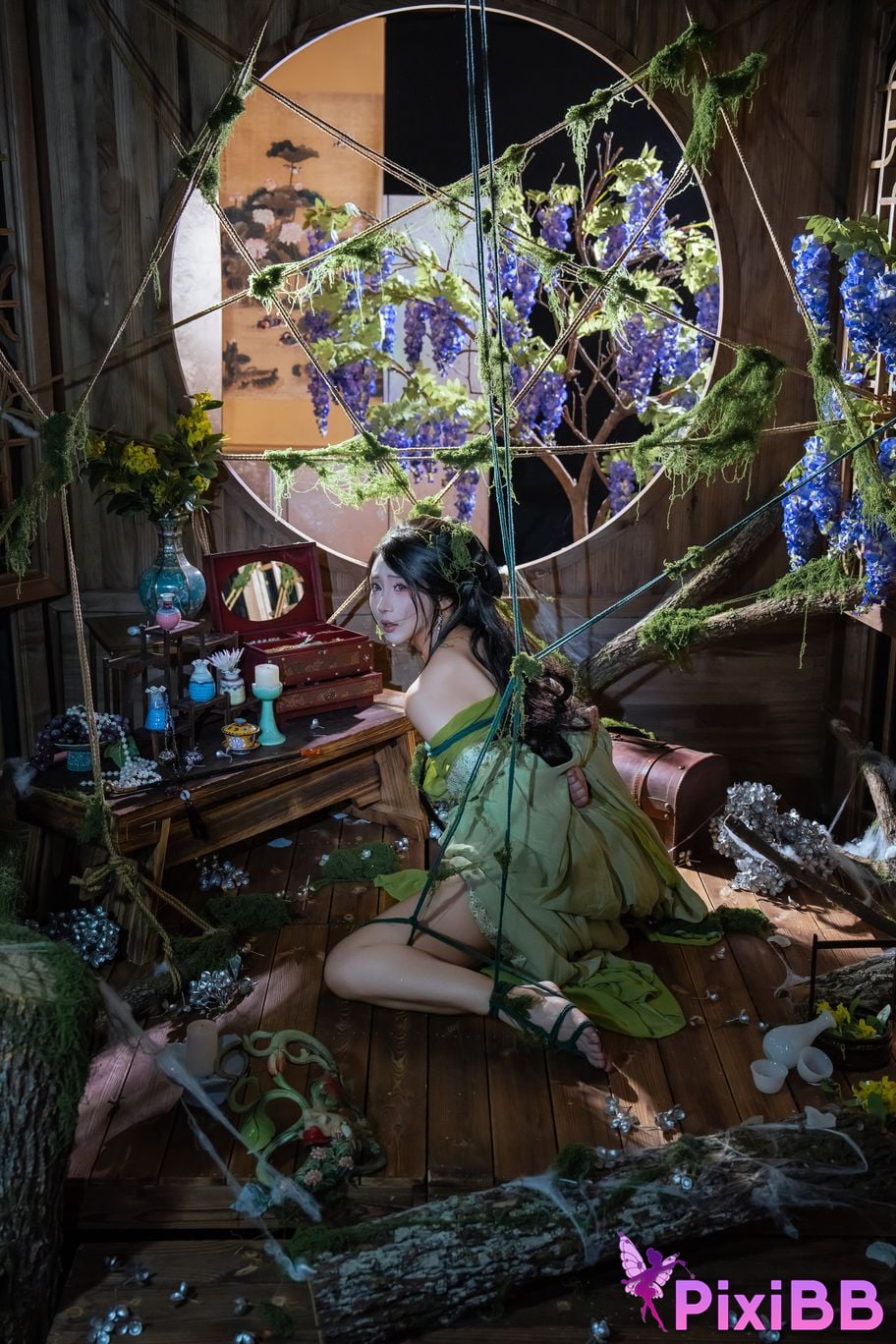 Cosplayer Yunxixi Yunx1x1 Milk peach moss bound PixiBB.COM 023