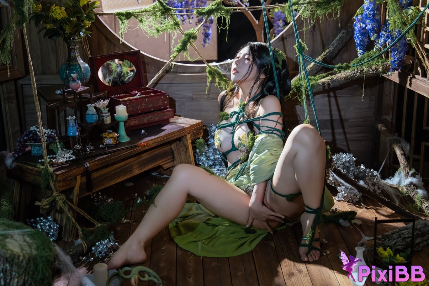 Cosplayer Yunxixi Yunx1x1 Milk peach moss bound PixiBB.COM 030