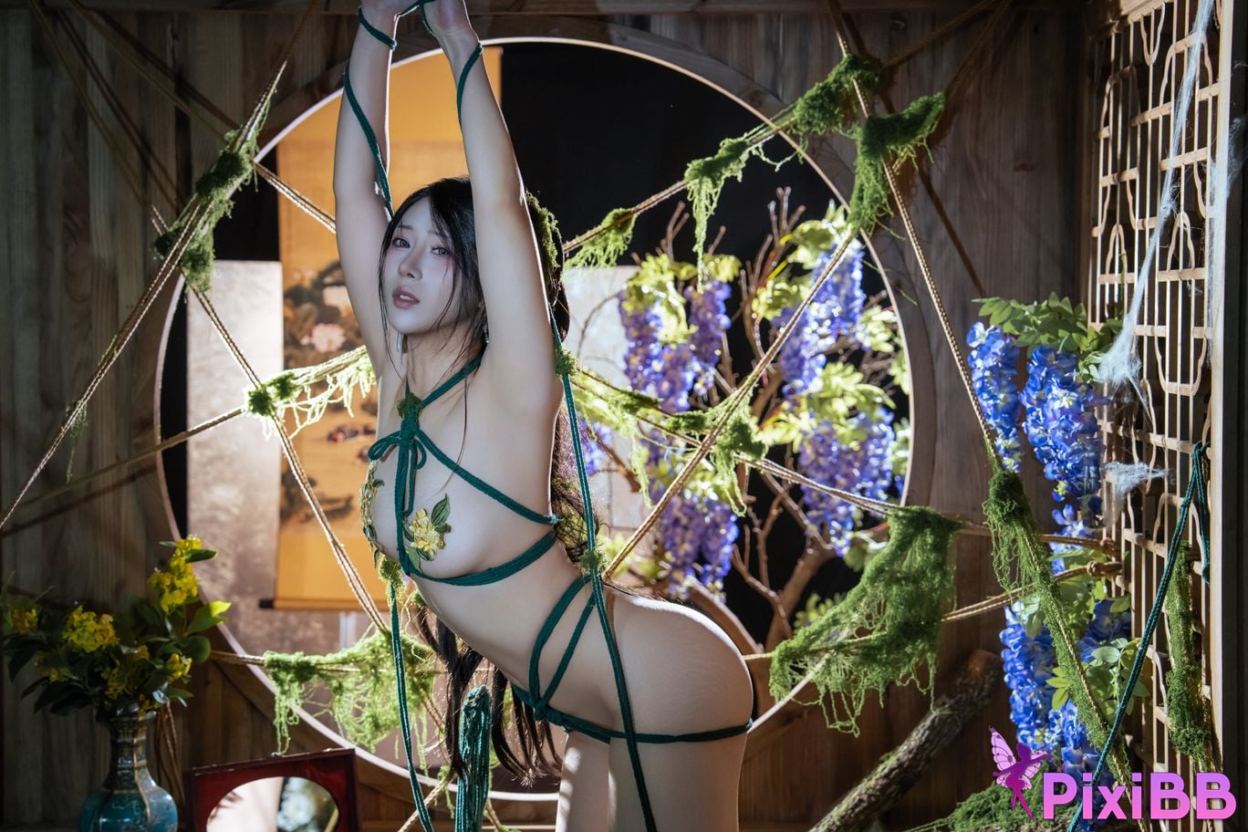 Cosplayer Yunxixi Yunx1x1 Milk peach moss bound PixiBB.COM 091