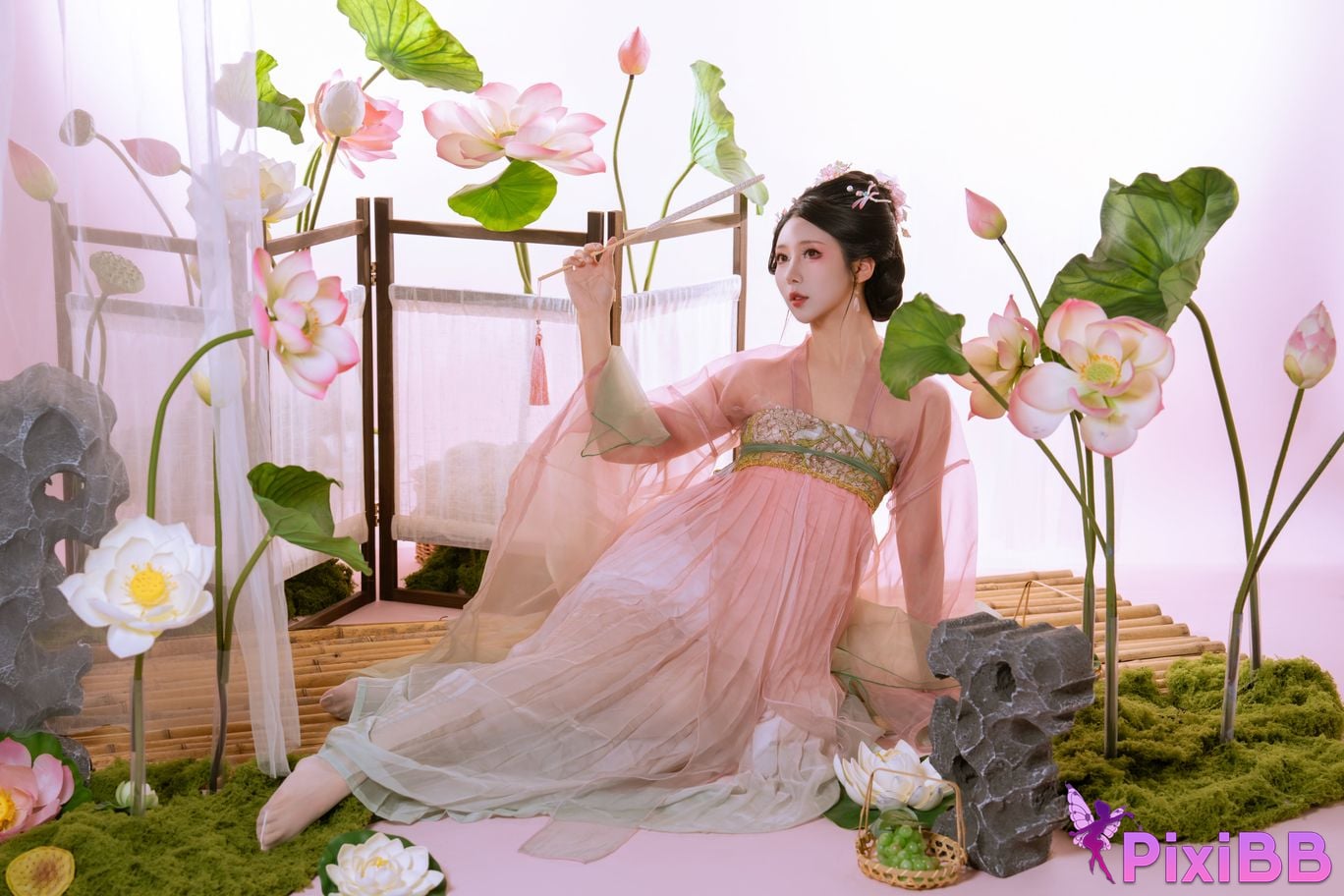 Cosplay Yunxixi Yunx1x1 Milk Peach Cailian PixiBB.COM 001