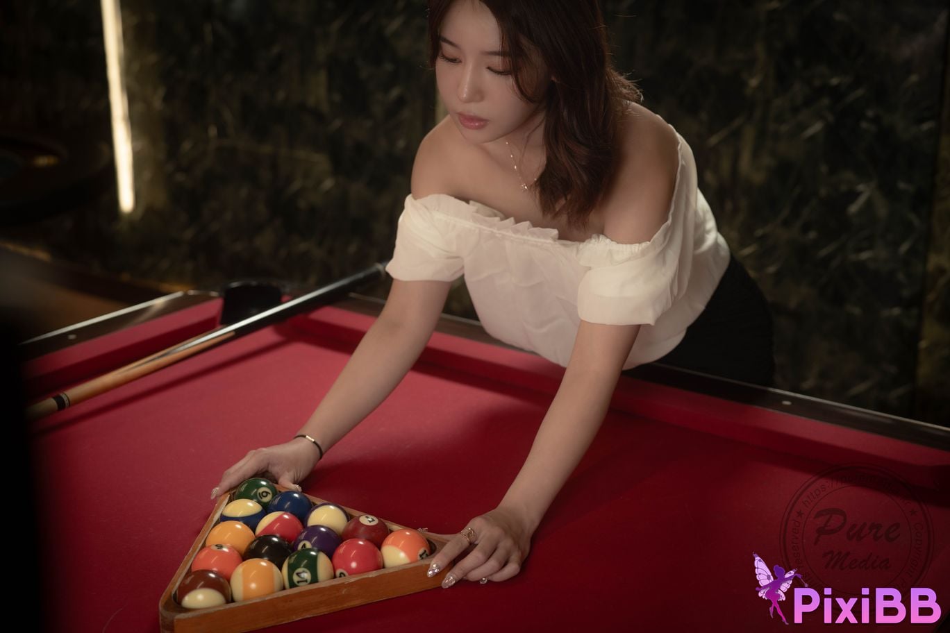 Pure Media Vol.305 Yeha Your Majesty PixiBB.COM 001