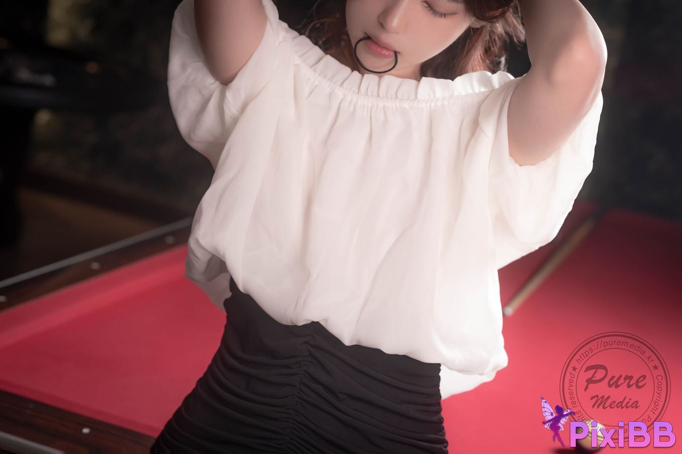 Pure Media Vol.305 Yeha Your Majesty PixiBB.COM 035