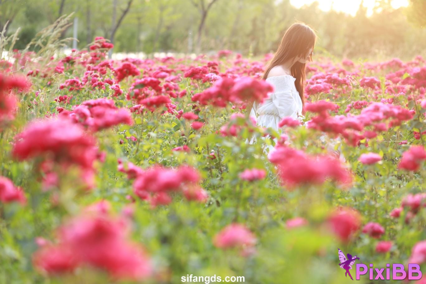 Private Photoshoot Little cute The girl in the next class White tender and pure school beauty Full scale private shooting PixiBB.COM 010