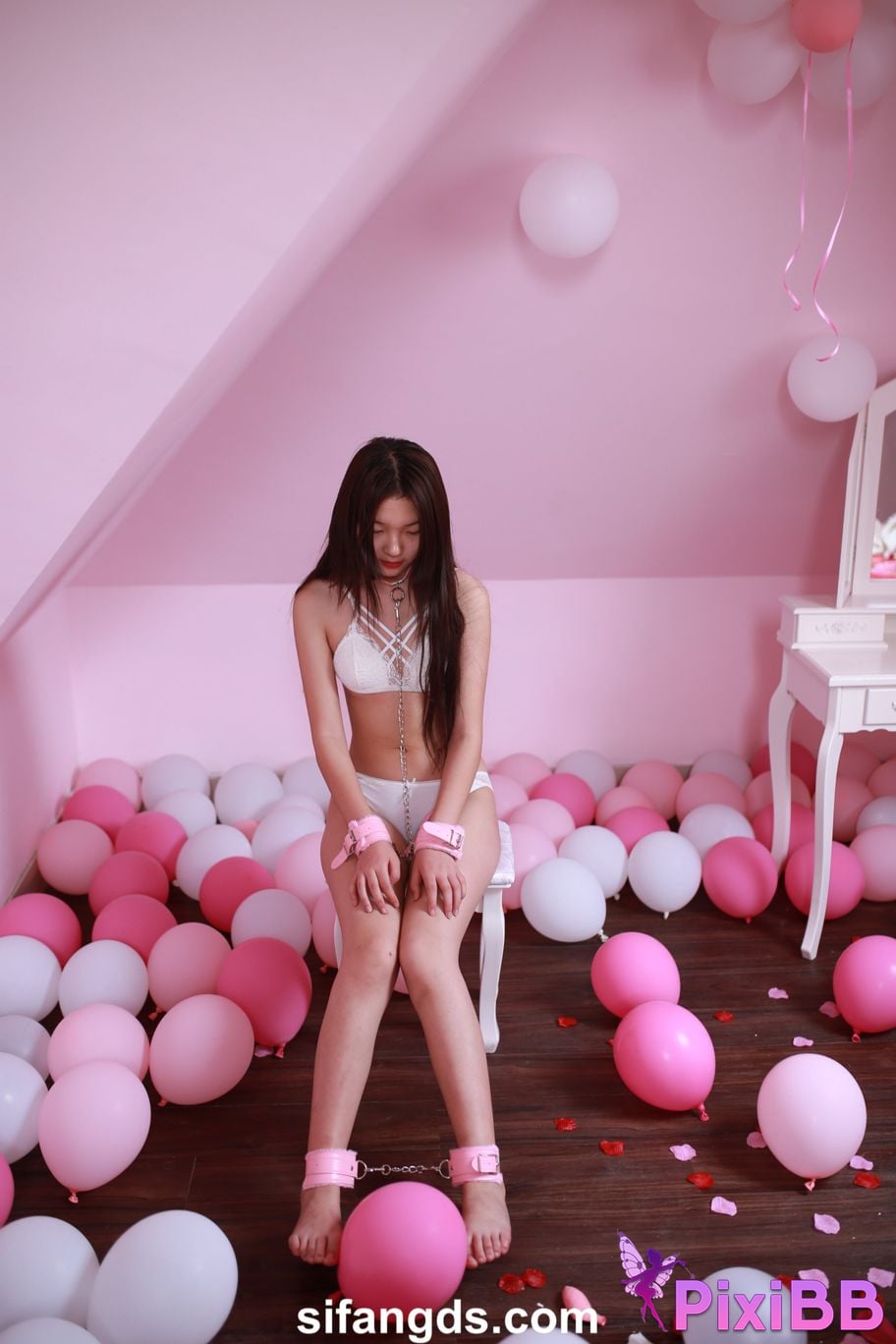 Private Photoshoot Little cute The girl in the next class White tender and pure school beauty Full scale private shooting PixiBB.COM 053