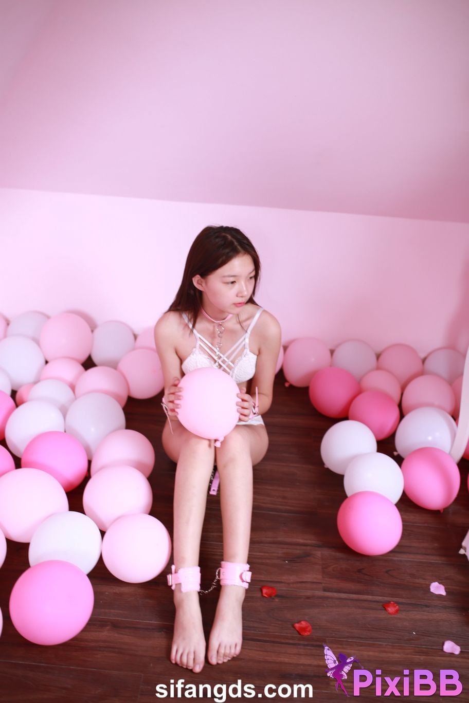 Private Photoshoot Little cute The girl in the next class White tender and pure school beauty Full scale private shooting PixiBB.COM 055