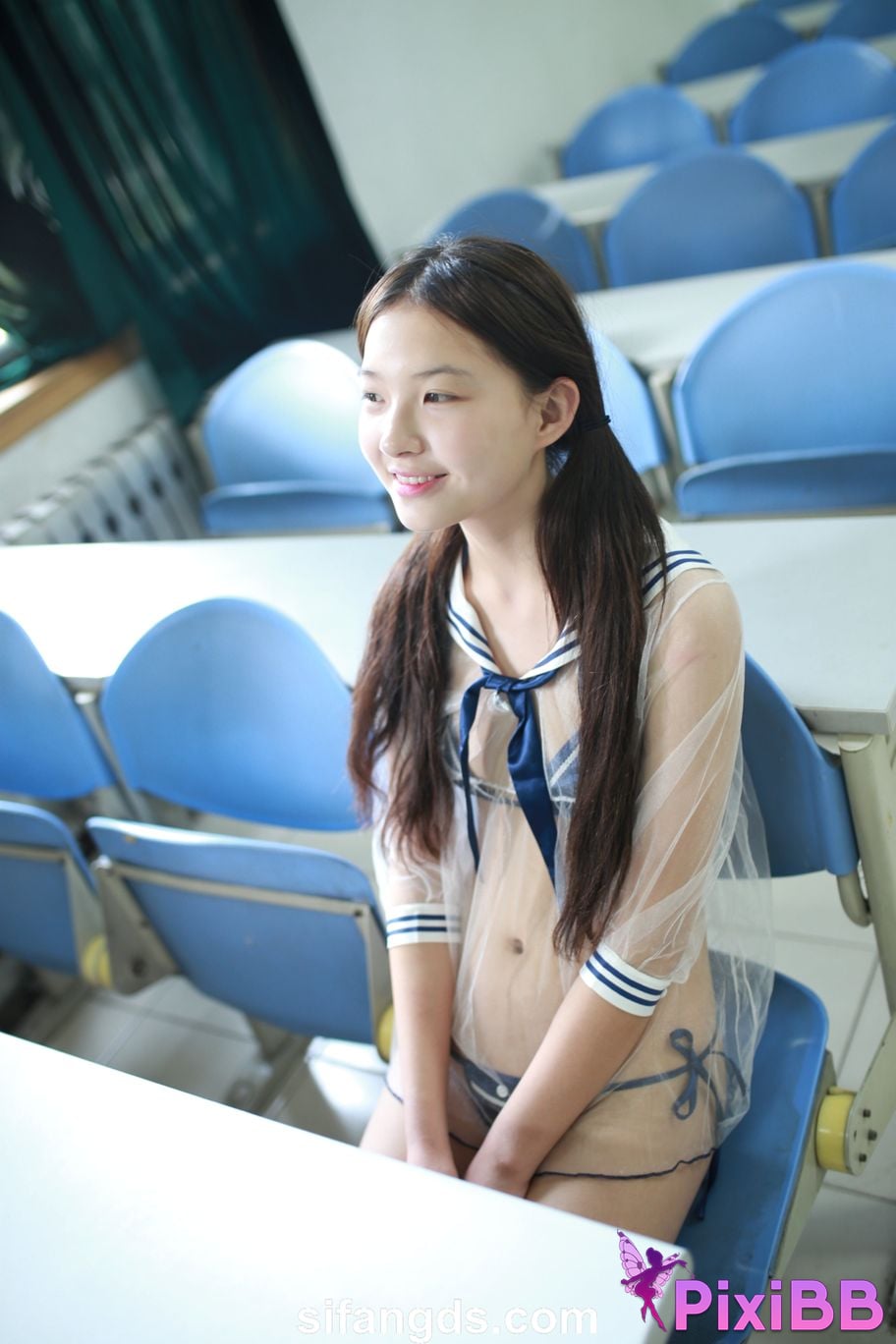 Private Photoshoot Little cute The girl in the next class White tender and pure school beauty Full scale private shooting PixiBB.COM 095