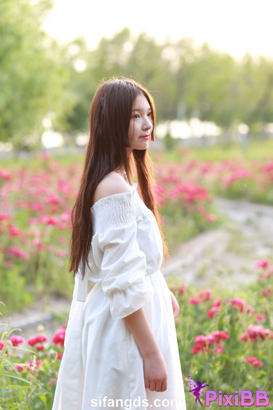 Private Photoshoot Little cute The girl in the next class White tender and pure school beauty Full scale private shooting PixiBB.COM 216