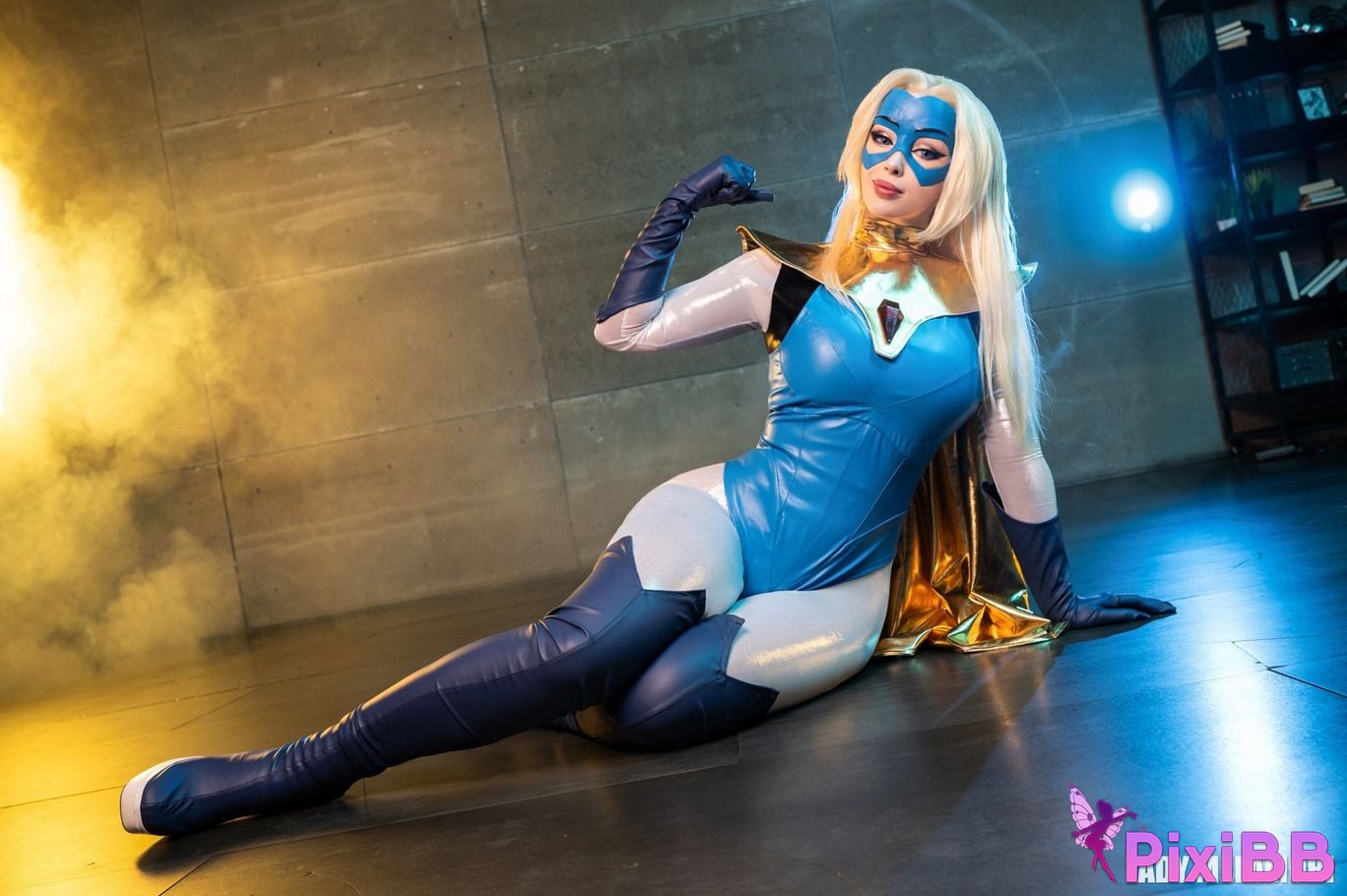 Lady Melamori Blonde Blazer PixiBB.COM 2