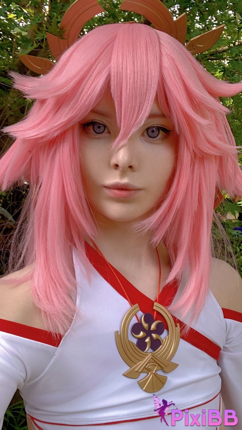 Vinnegal Yae Miko PixiBB.COM 10