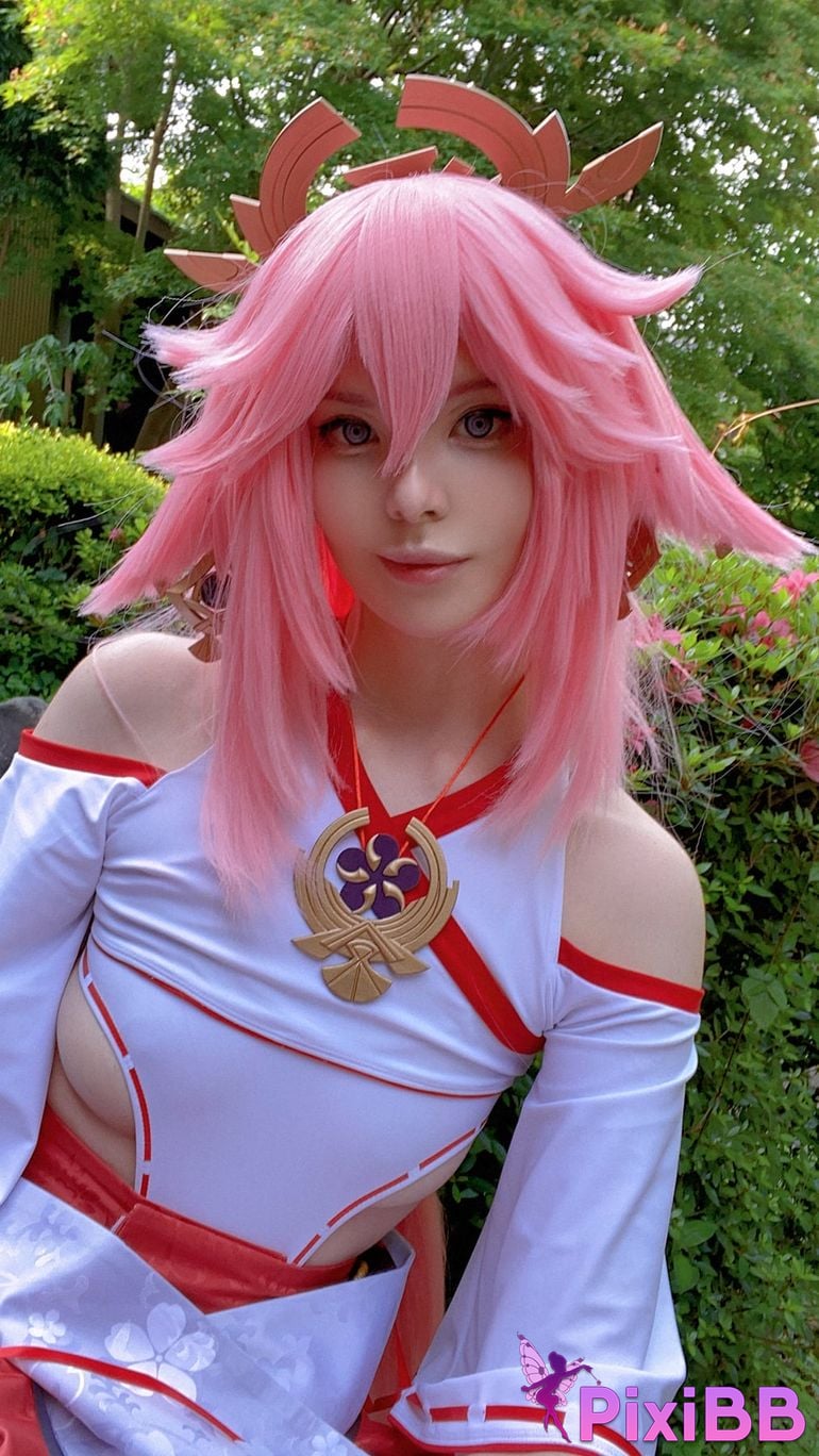 Vinnegal Yae Miko PixiBB.COM 32