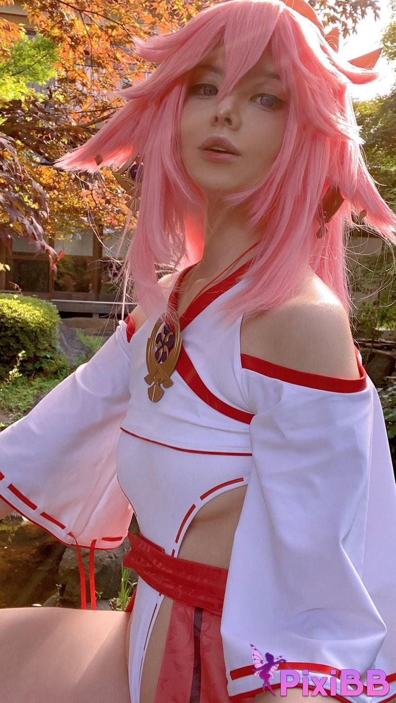 Vinnegal Yae Miko PixiBB.COM 39