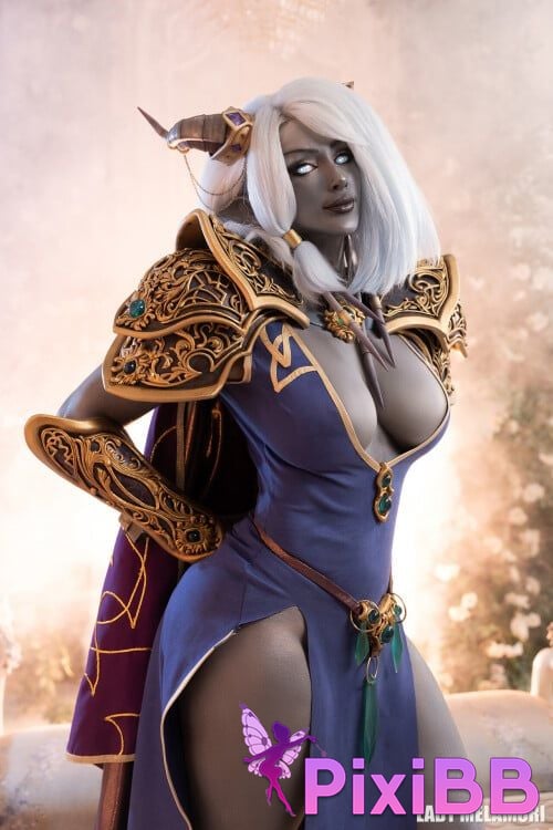 Lady Melamori Draenei PixiBB.COM 3