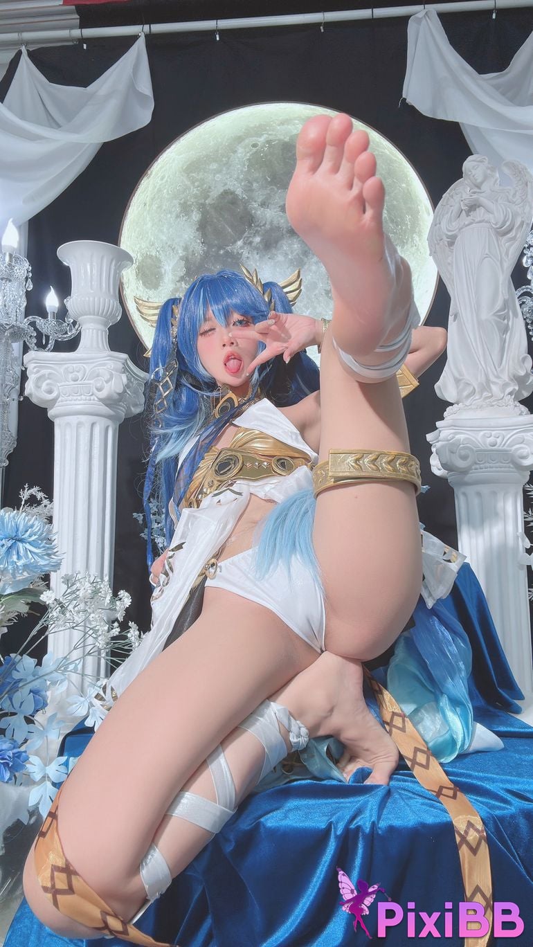 Cosplayer PoppaChan Iuno Wuthering Waves PixiBB.COM 091