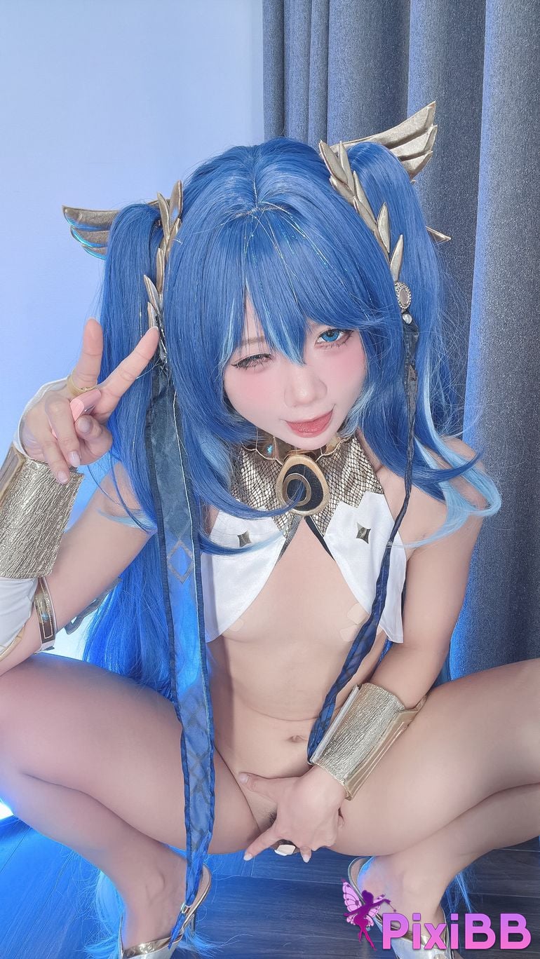Cosplayer PoppaChan Iuno Wuthering Waves PixiBB.COM 097