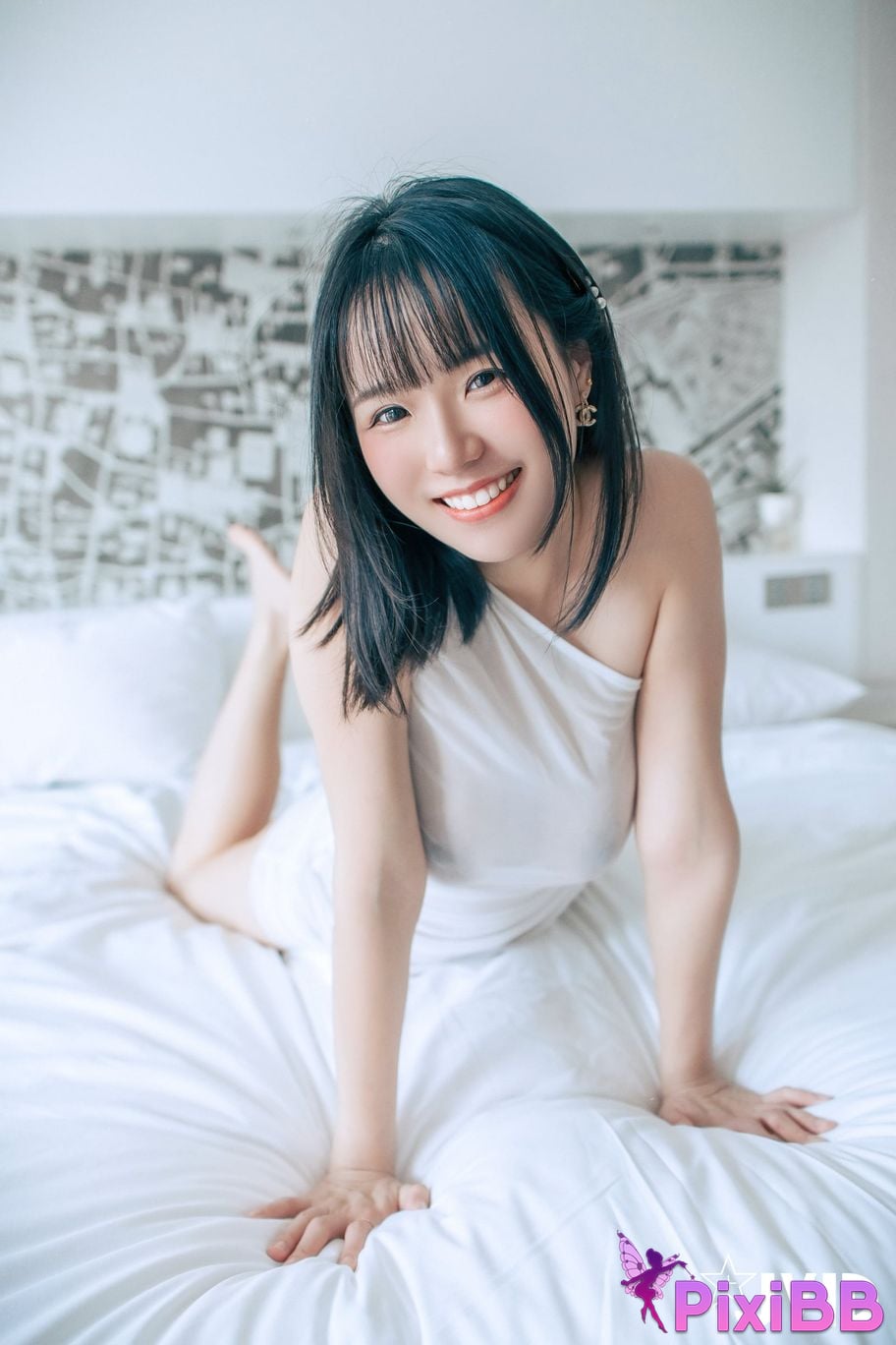 JVID Angela Bao 7 Hao Ru Qing Fu noBu Lun Lu Xing Qi Gui Tian Rou Bang De Se Bai Jin Meng Mei Ling Qiao She Tou Lai Qu PixiBB.COM 031