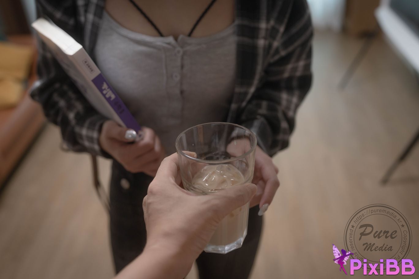 Pure Media Vol.307 Yeha Your Majesty Yuna PixiBB.COM 012