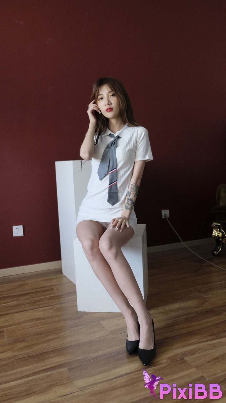 Private Photoshoot Bai Xue Jia Fei Cool black stockings goddess Full scale private photography of the human body PixiBB.COM 011