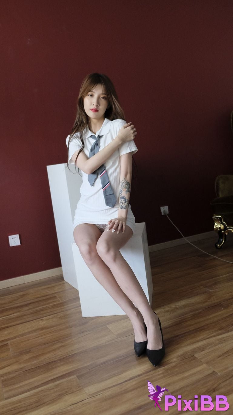 Private Photoshoot Bai Xue Jia Fei Cool black stockings goddess Full scale private photography of the human body PixiBB.COM 016