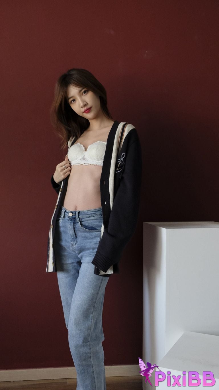 Private Photoshoot Bai Xue Jia Fei Cool black stockings goddess Full scale private photography of the human body PixiBB.COM 246