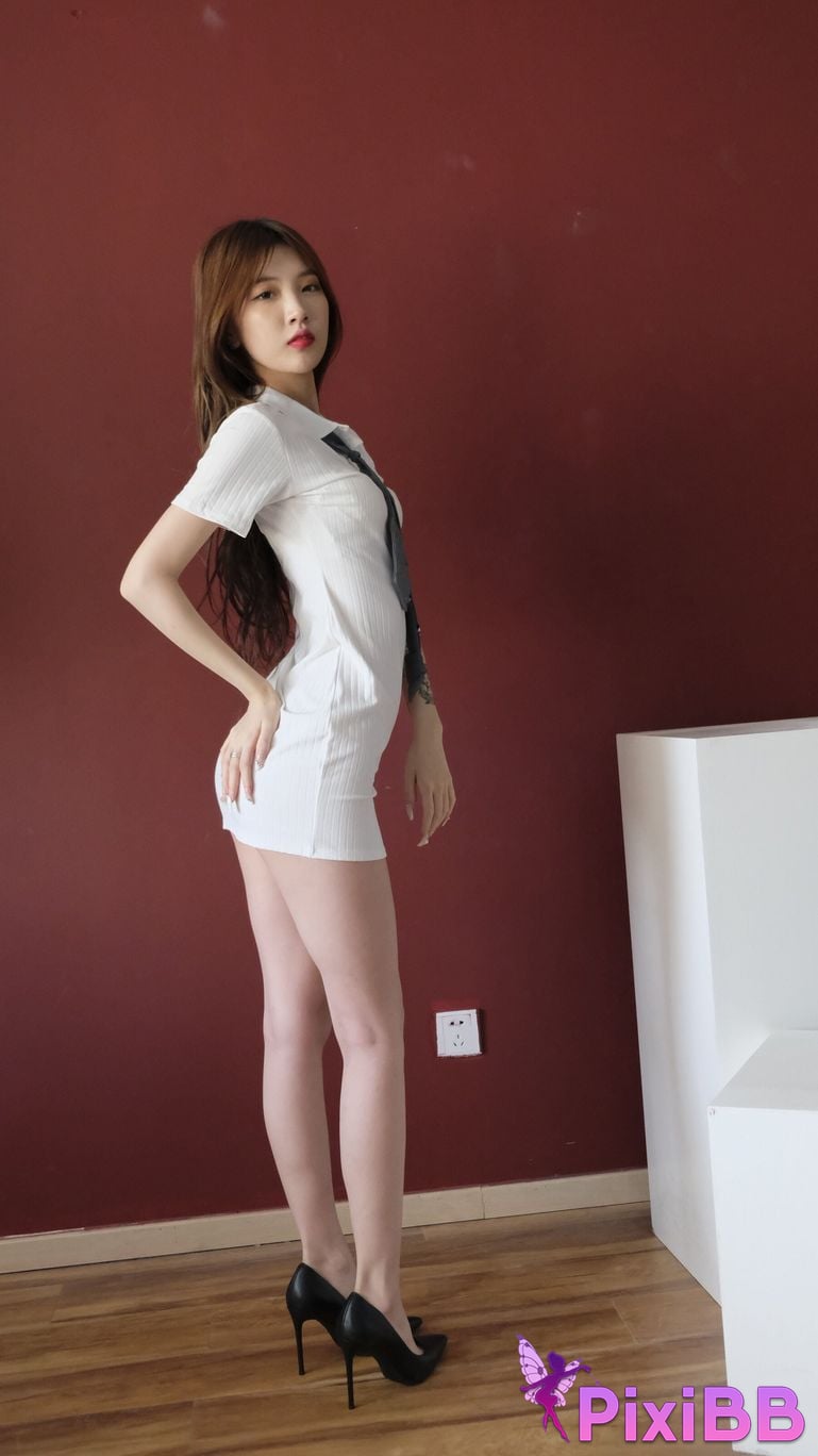 Private Photoshoot Bai Xue Jia Fei Cool black stockings goddess Full scale private photography of the human body PixiBB.COM 585