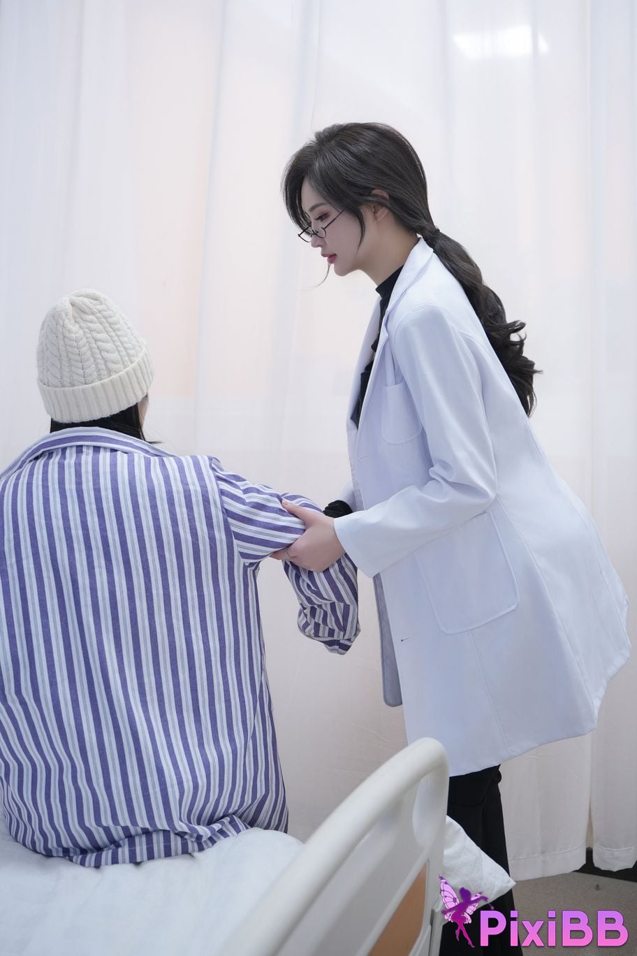 XR Uncensored Zhou Yan Xi Yanxi Young attending doctor PixiBB.COM 015